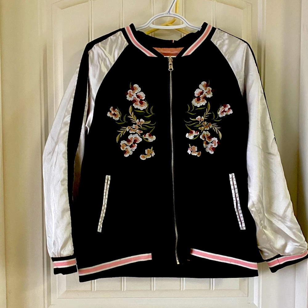 Cute silky jacket